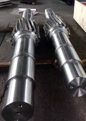 गियर ग्राइंडिंग हेलिकल ट्रांसमिशन गियर शाफ्ट 17CrNiMo6 स्टील गियरबॉक्स आउटपुट शाफ्ट