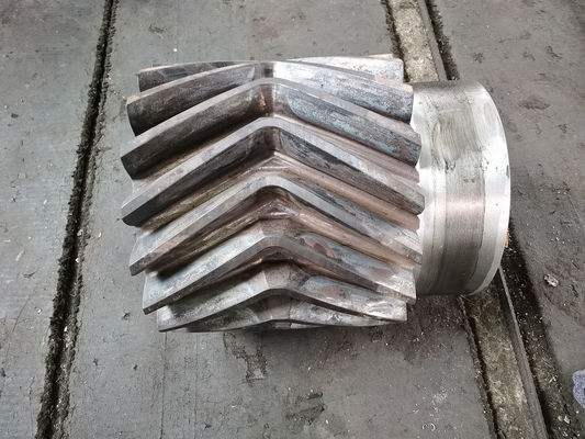 समान मॉड्यूल के अन्य गियर के साथ संगतता कॉपर छेद के साथ हेरिंगबोन गियर