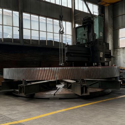 ट्रांसमिशन गियर शाफ्ट, गियर मिलिंग और गियर हॉबिंग के साथ कस्टम-निर्मित