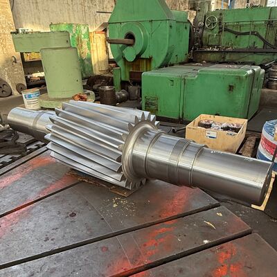 भारी शुल्क ट्रांसमिशन सिस्टम के लिए अनुकूलित ट्रांसमिशन गियर शाफ्ट जो बिजली हस्तांतरण और बेहतर परिचालन विश्वसनीयता प्रदान करता है